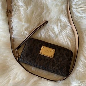 Authentic Michael Kors wristlet wallet